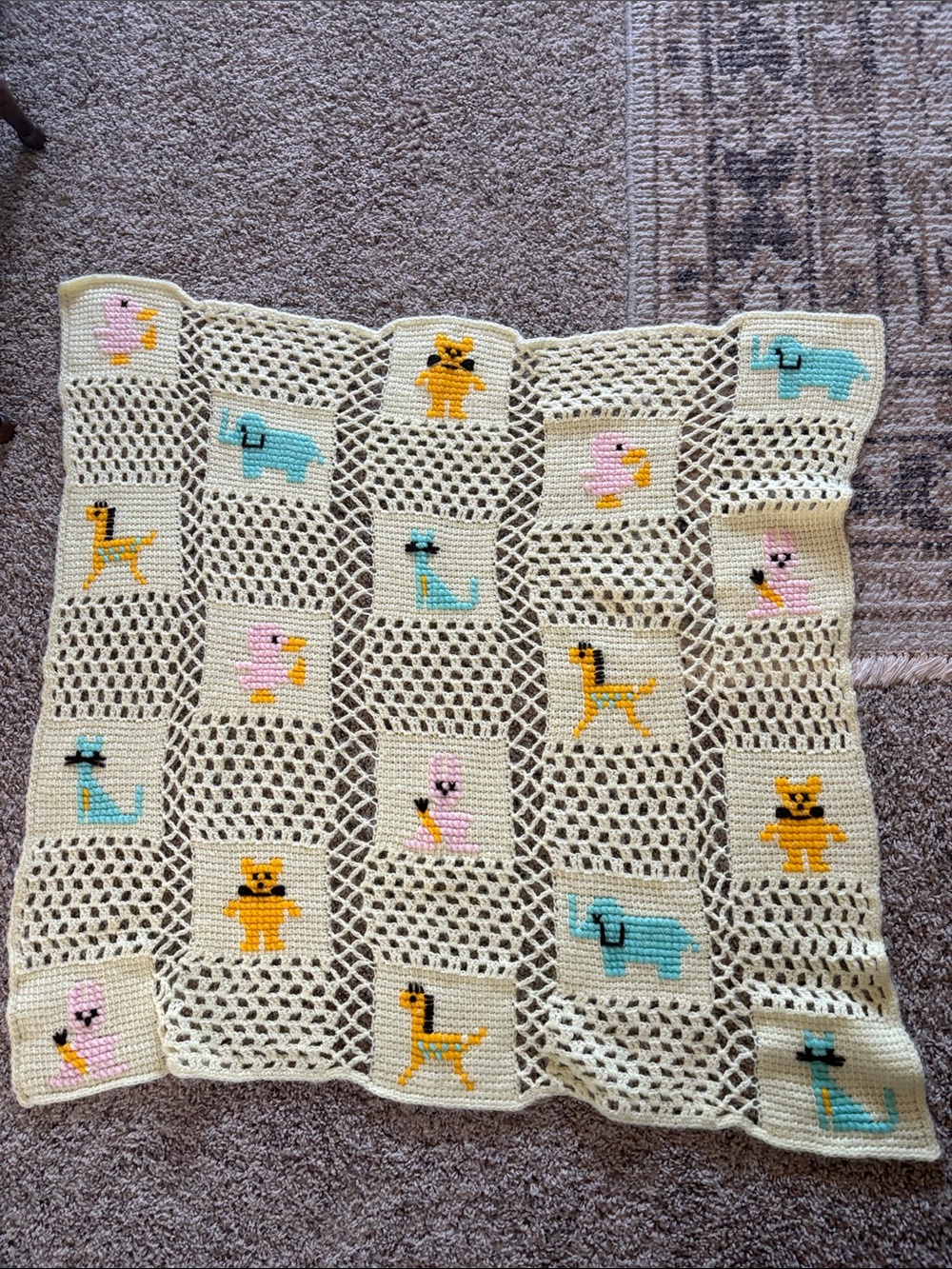 Vintage Handmade Knit Crochet BABY BLANKET Yellow Animal Blocks Rectangle 32x33